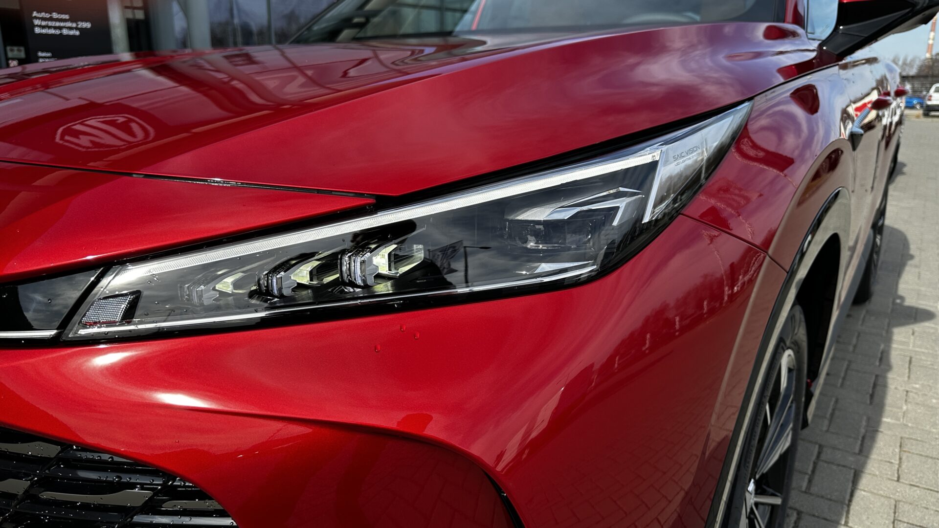 
								Nowy MG HS Excite 1.5T 170KM MT 6 full									
