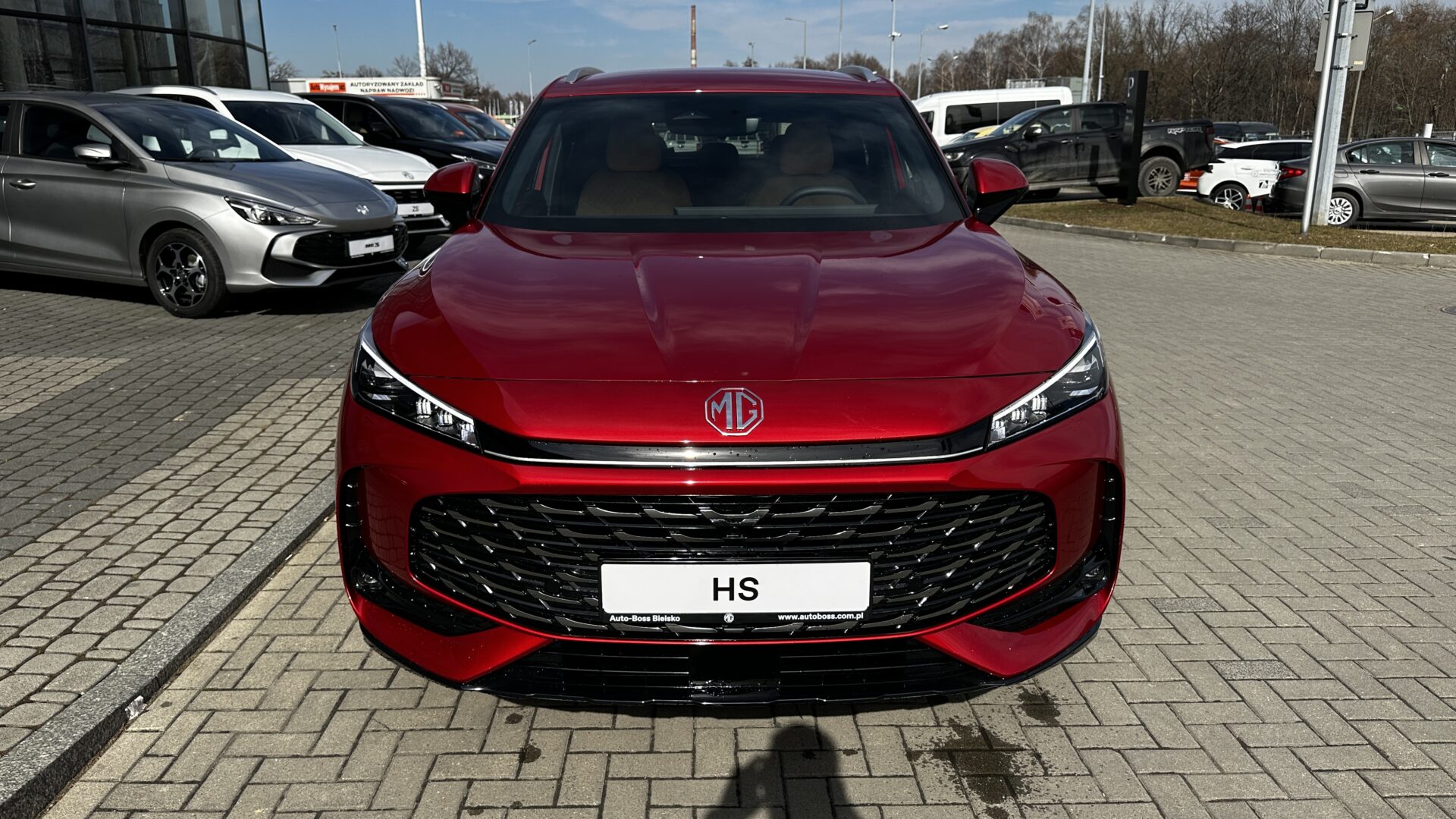 
								Nowy MG HS Excite 1.5T 170KM MT 6 full									