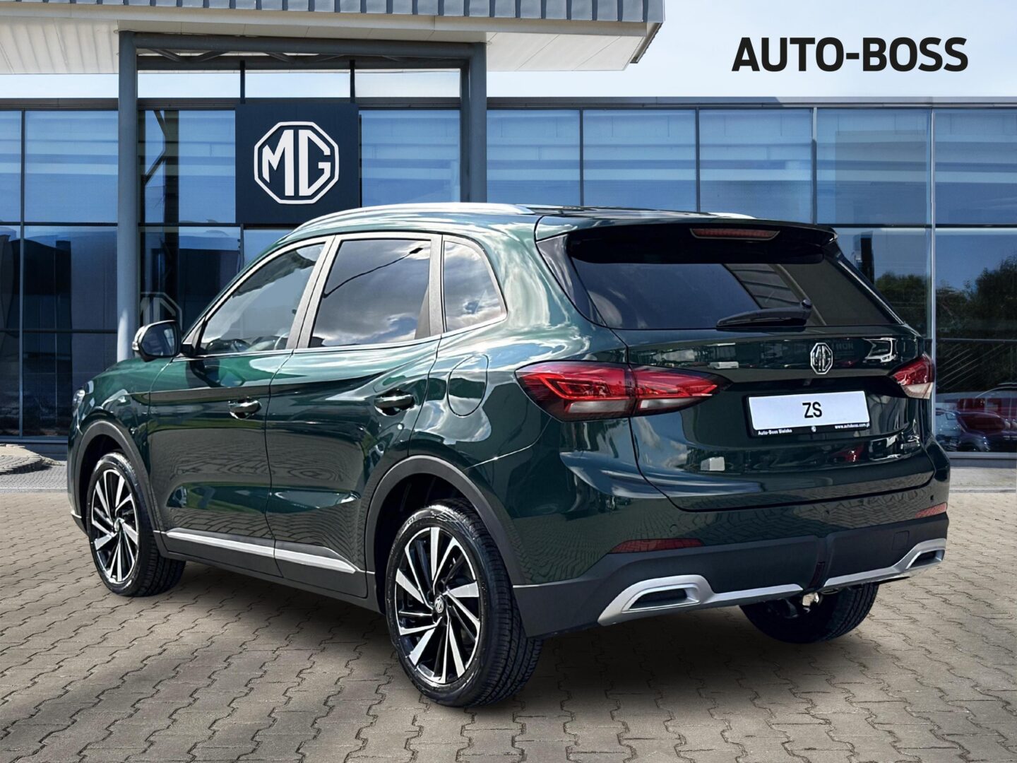 
								Nowy MG ZS Hybrid+ Exclusive 1.5 HEV 197KM Zielony full									