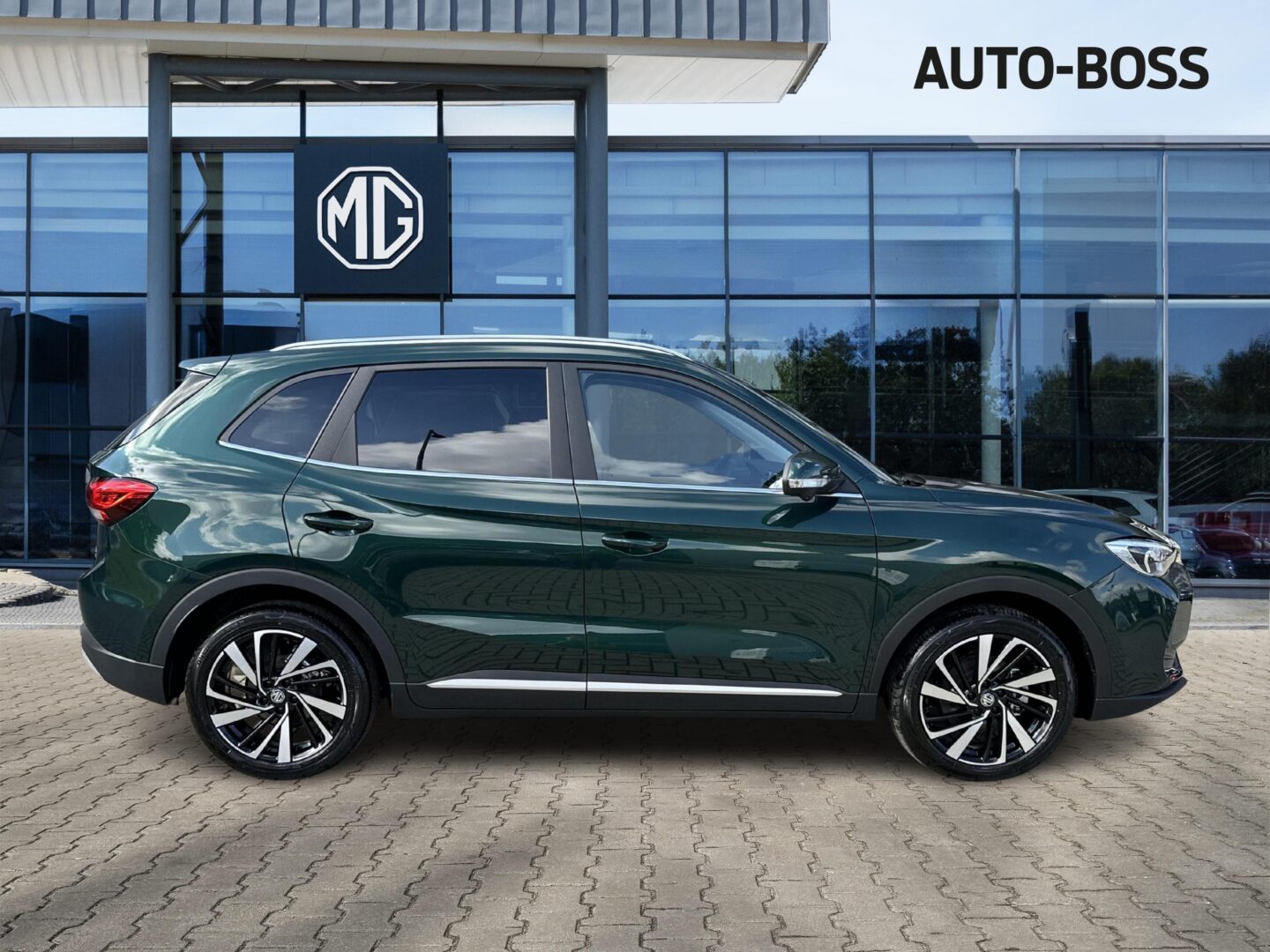 
								Nowy MG ZS Hybrid+ Exclusive 1.5 HEV 197KM Zielony full									