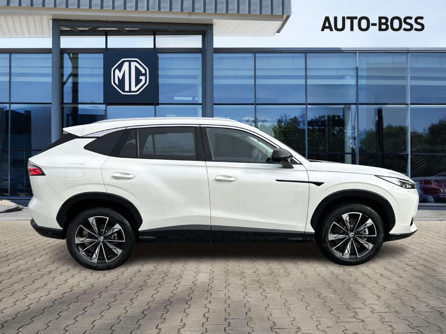 
								Nowy MG HS Exclusive Brown 1.5T ICE 170KM Biały full									