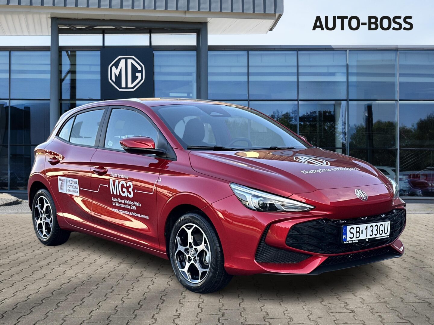 
								DEMO MG MG3 Excite 1.5 ICE 115KM Czerwony full									