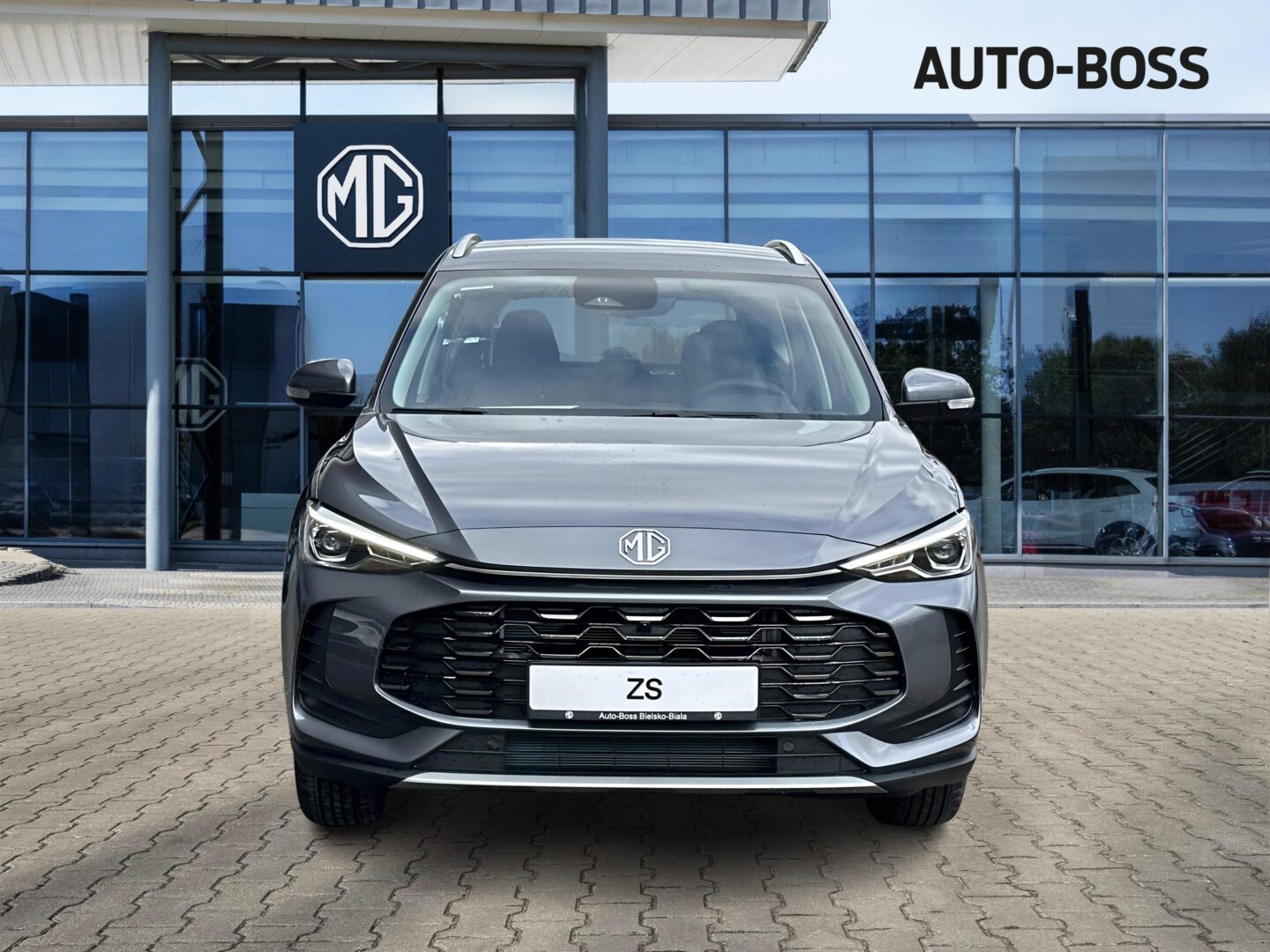 
								Nowy MG ZS Hybrid+ Excite 1.5 HEV 197KM Grafitowy full									