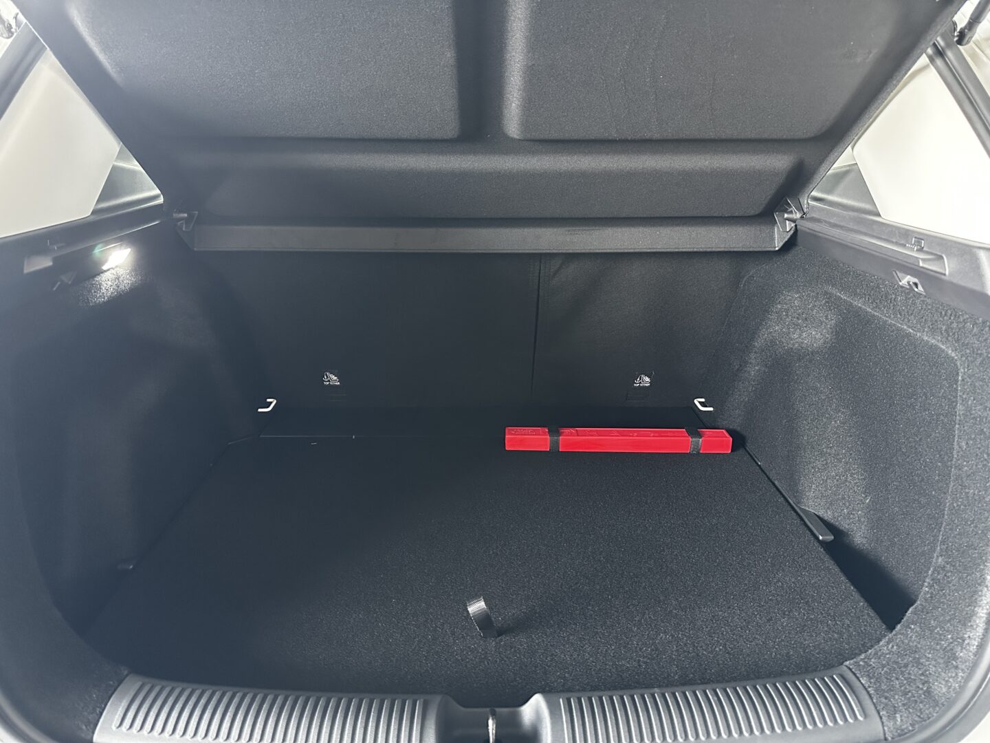 
								Nowy MG ZS Hybrid+ Excite 1.5 HEV 197KM Grafitowy full									