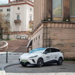 Co wpływa na zasięg samochodu elektrycznego w codziennej jeździe?