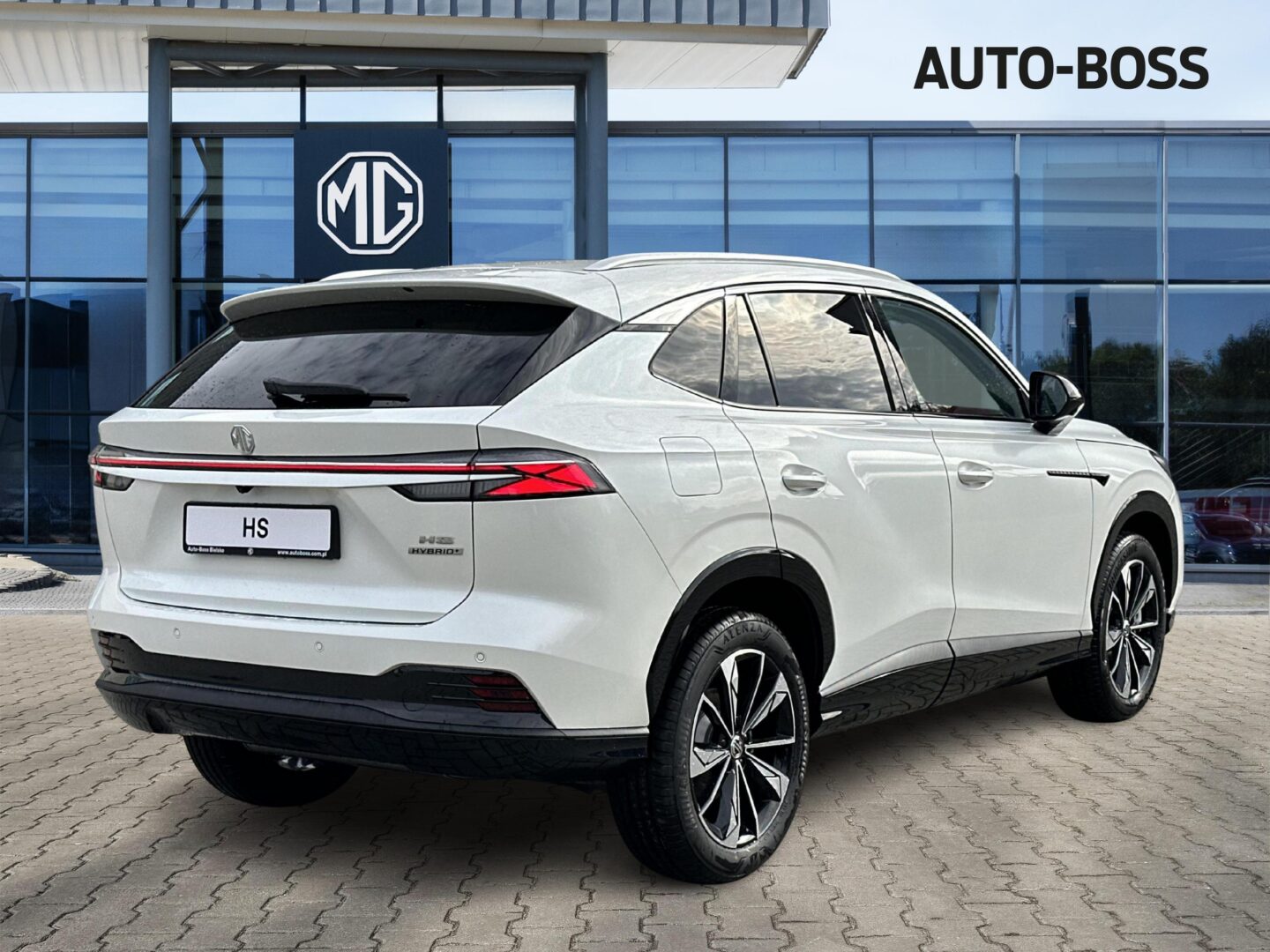 
								Nowy MG HS Hybrid+ Exclusive Black 1.5T 224KM Biały | Wyprzedaż rocznika! full									