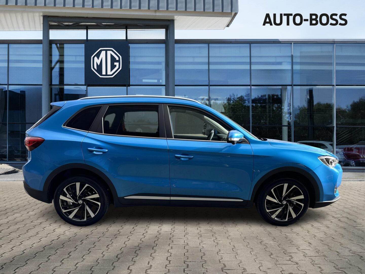 
								Nowy MG ZS Hybrid+ Exclusive 1.5 HEV 197KM Niebieski | Rocznik 2026! full									
