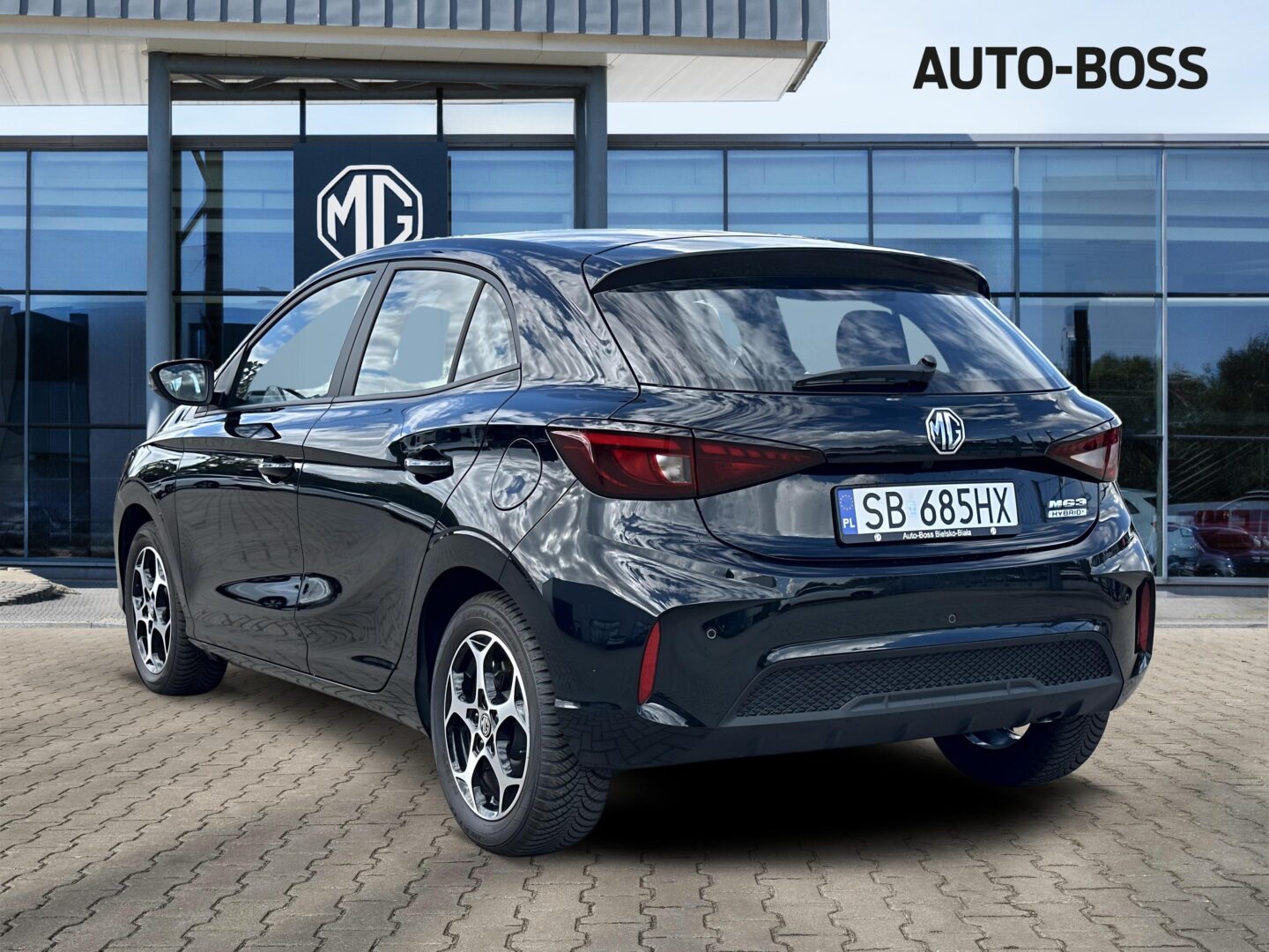 
								UŻYWANE MG3 Hybrid+ Excite 1.5L 194KM Czarny full									