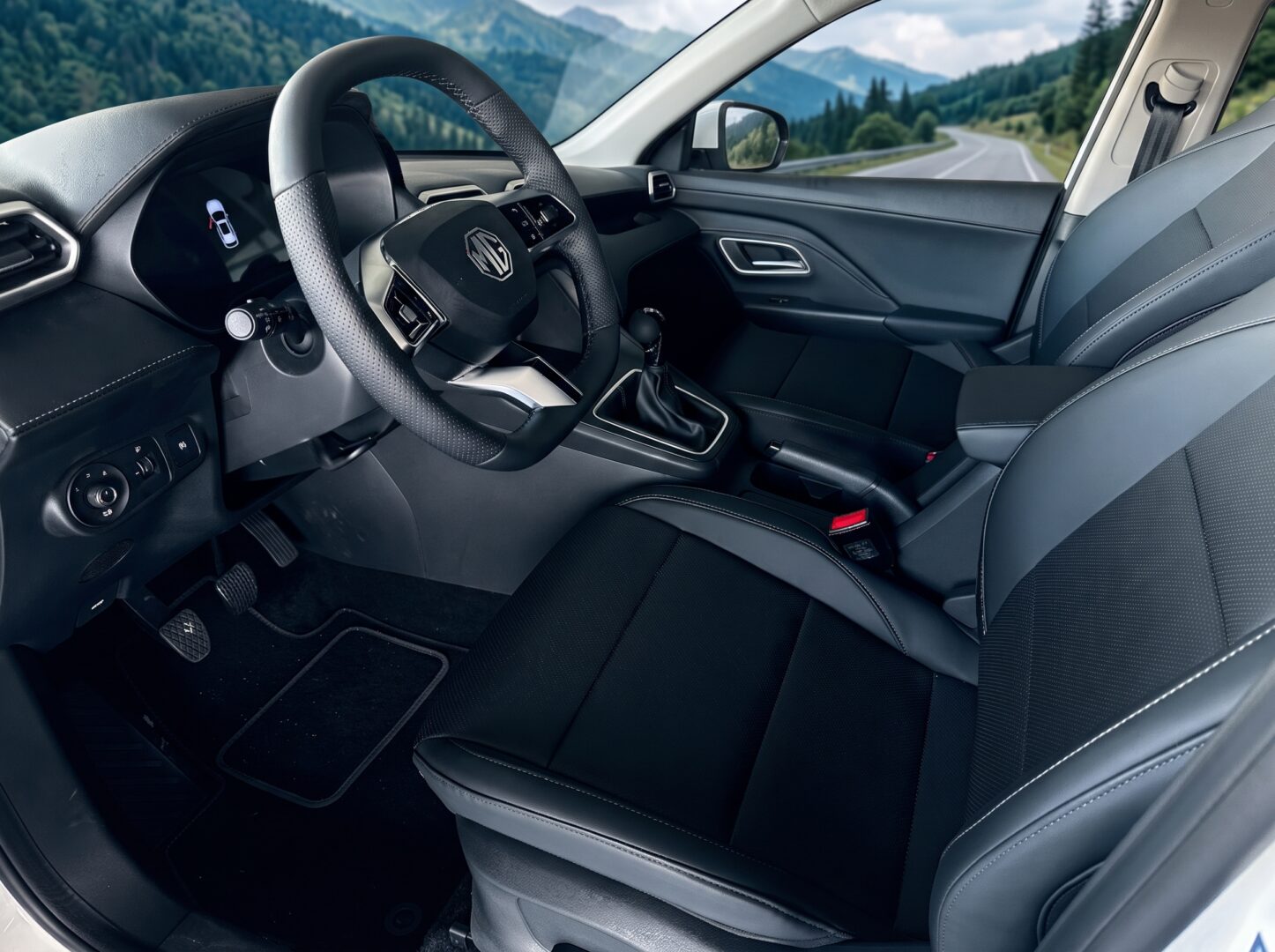 
								DEMO MG ZS ICE Excite 1.5L 115KM Biały full									