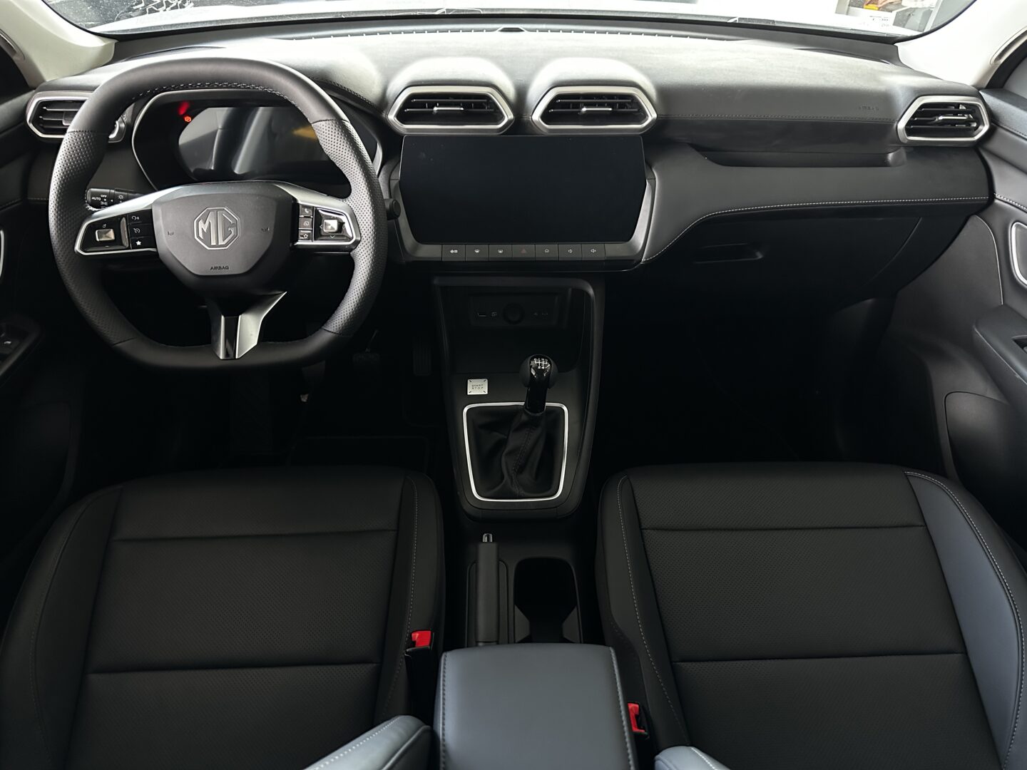 
								DEMO MG ZS ICE Excite 1.5L 115KM Biały full									